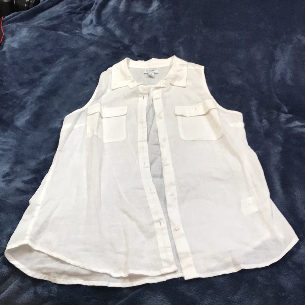 Short-Sleeve Old Navy tank